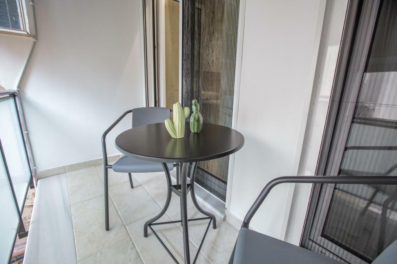 Marianthe Apartments Ioannina Bagian luar foto